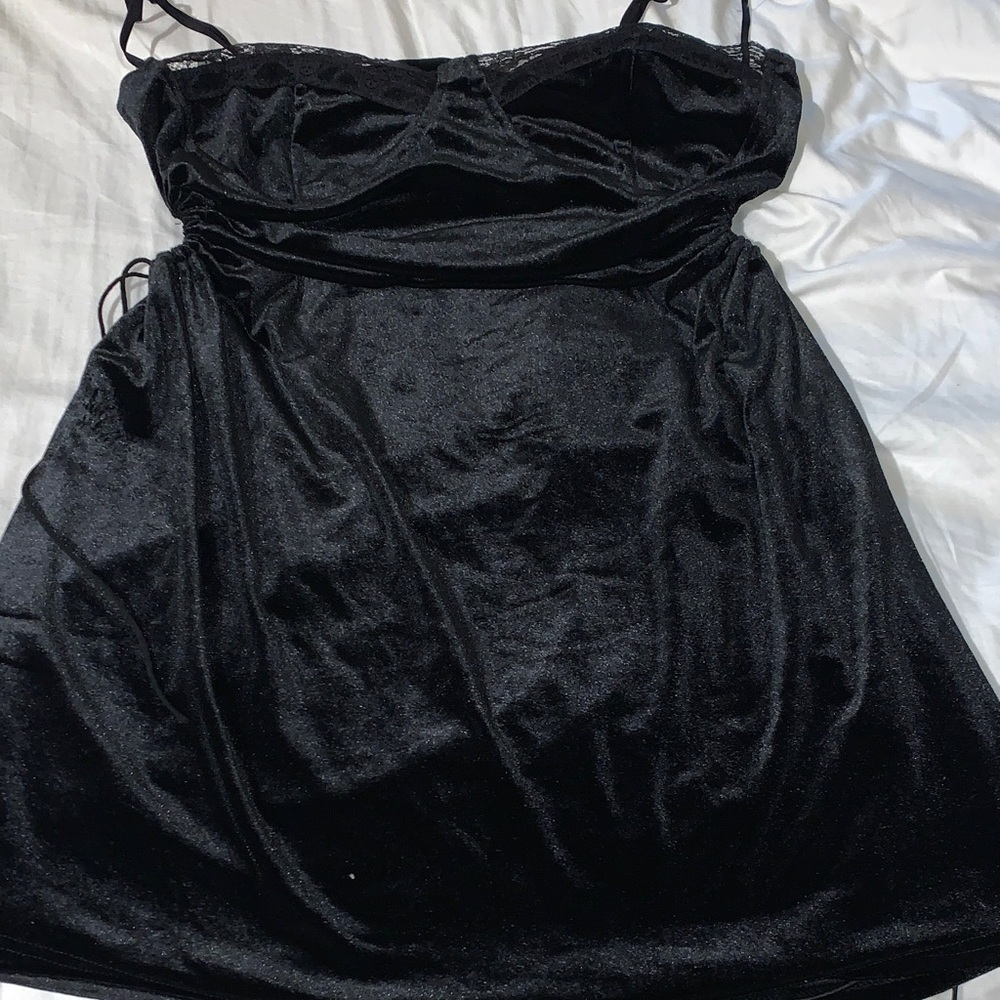 BLACK MINI DRESS‼️‼️ - Picture 2 of 7